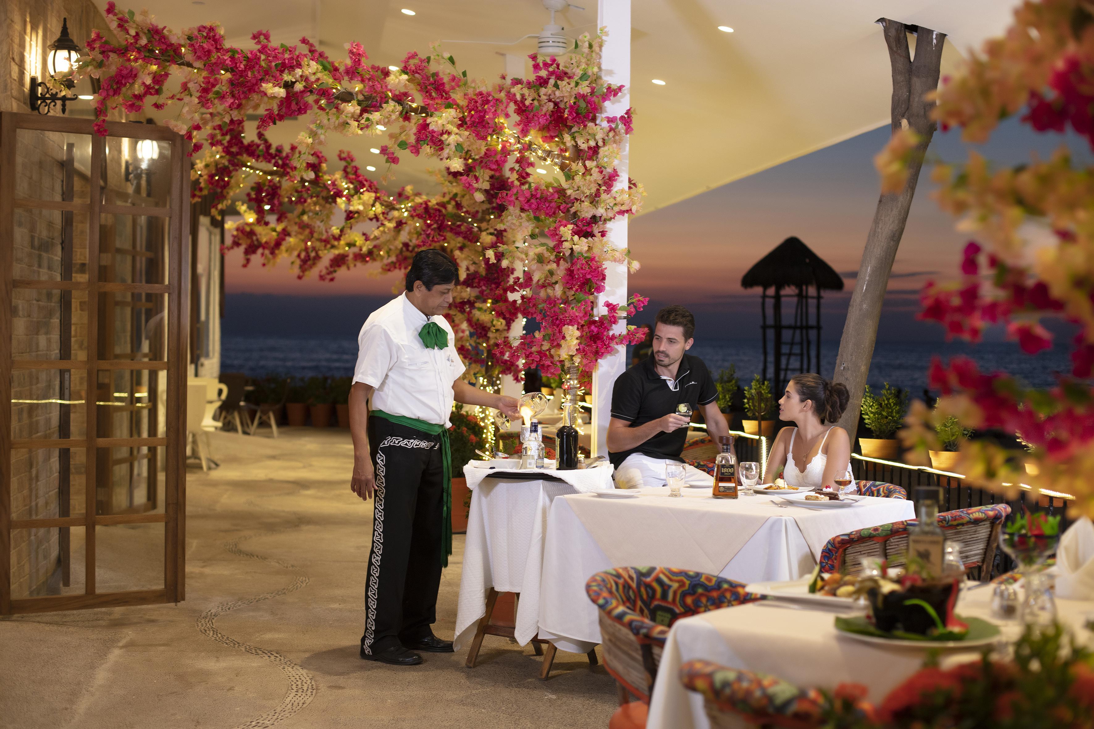 Playa Los Arcos Hotel Beach Resort & Spa Пуерто-Вальярта Екстер'єр фото