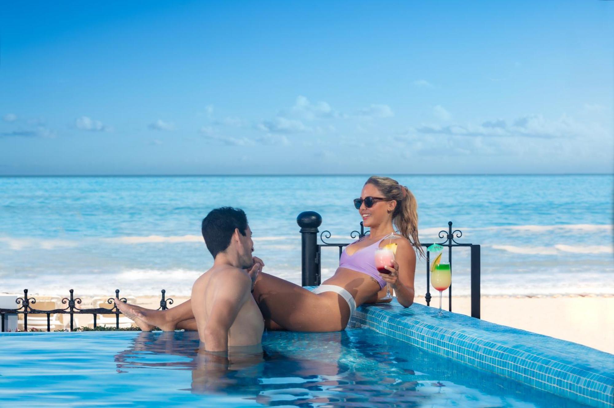 Playa Los Arcos Hotel Beach Resort & Spa Пуерто-Вальярта Екстер'єр фото